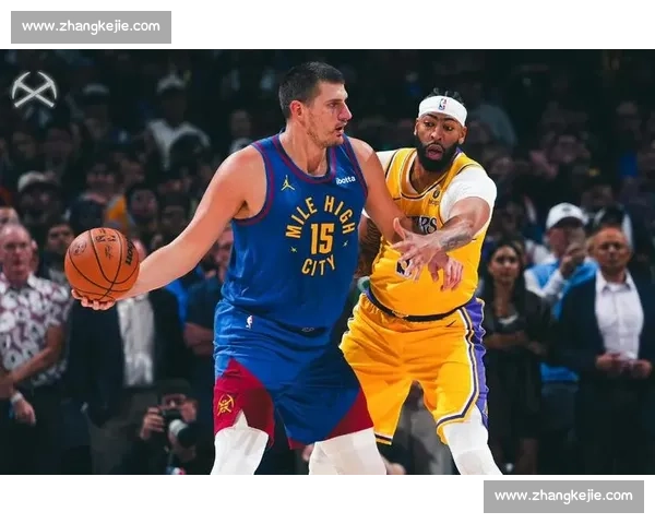 湖人勇士宿敌再燃西部焦点对决巨星碰撞季后赛风云前夜之战一触即发